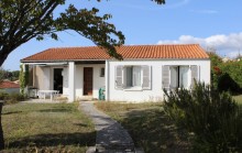 Property for Sale : 3 bedrooms House in SAINT-GEORGES-DE-DIDONNE. Price: 392 200 €